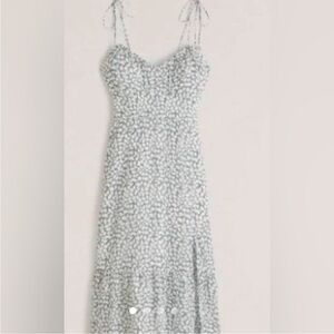 Abercrombie & Fitch Women's
Tie-Strap Ruched Midi Dress
